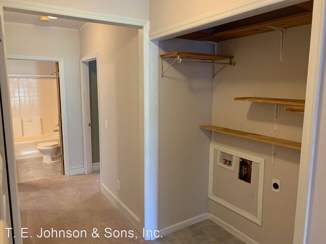 Building Photo - 4 br, 4 bath House - 3800 Ebert Road