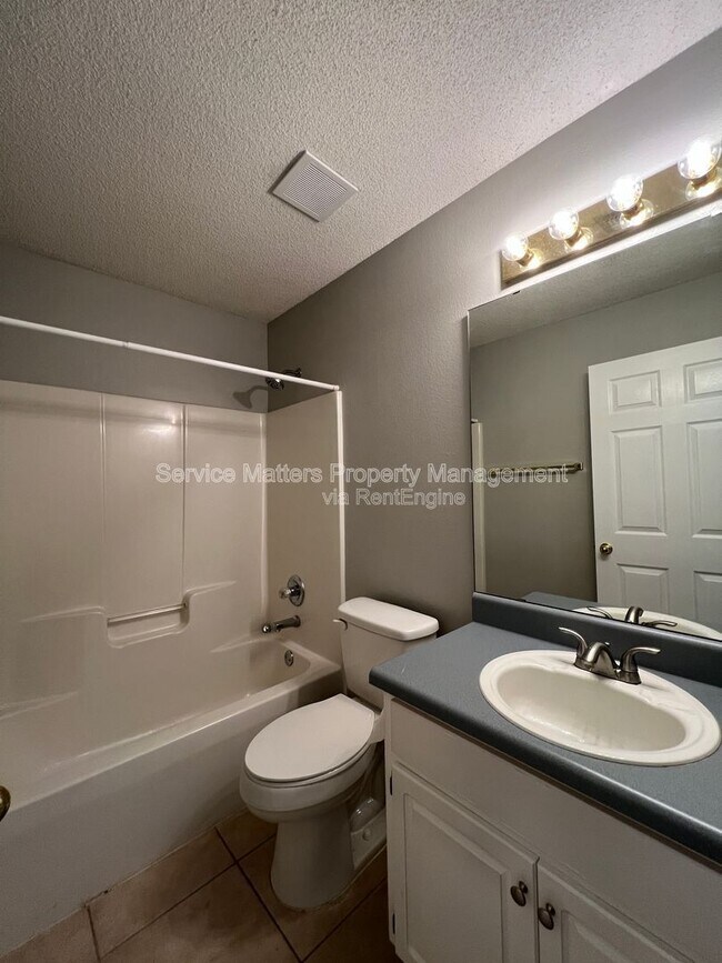 Building Photo - 4830 Timberland Dr