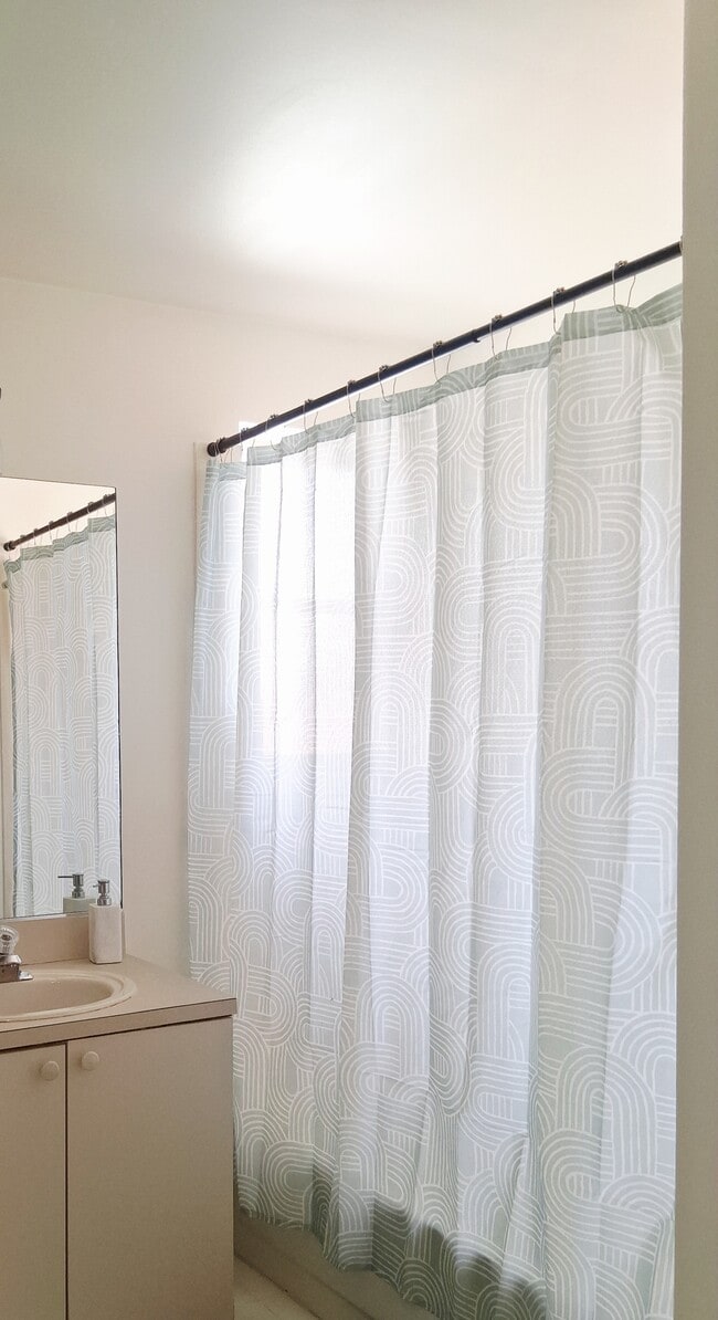 Building Photo - 2353 SW 181st Terrace