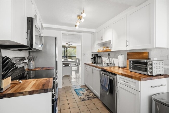 Building Photo - 1316 Pasadena Ave S