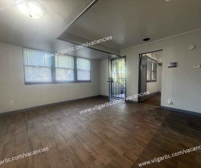 Building Photo - 4215 Adams St