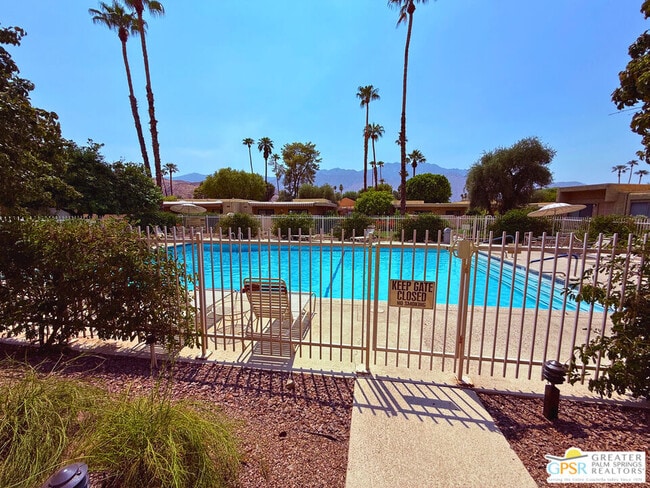 Building Photo - 5304 Los Coyotes Dr