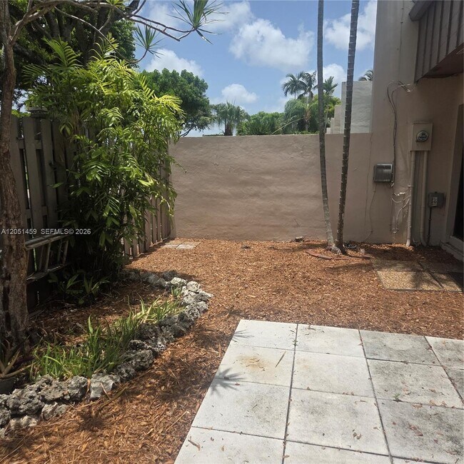 Building Photo - 7412 SW 105th Pl