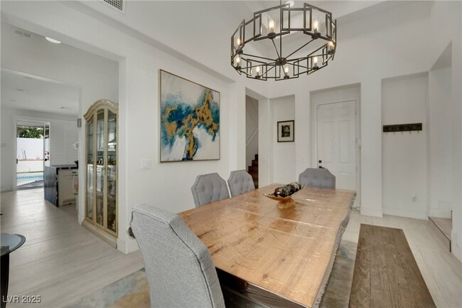 Building Photo - 10336 Early Morning Ave