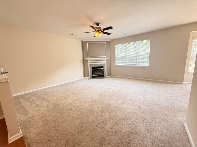 Building Photo - 17418 Westmill Ln