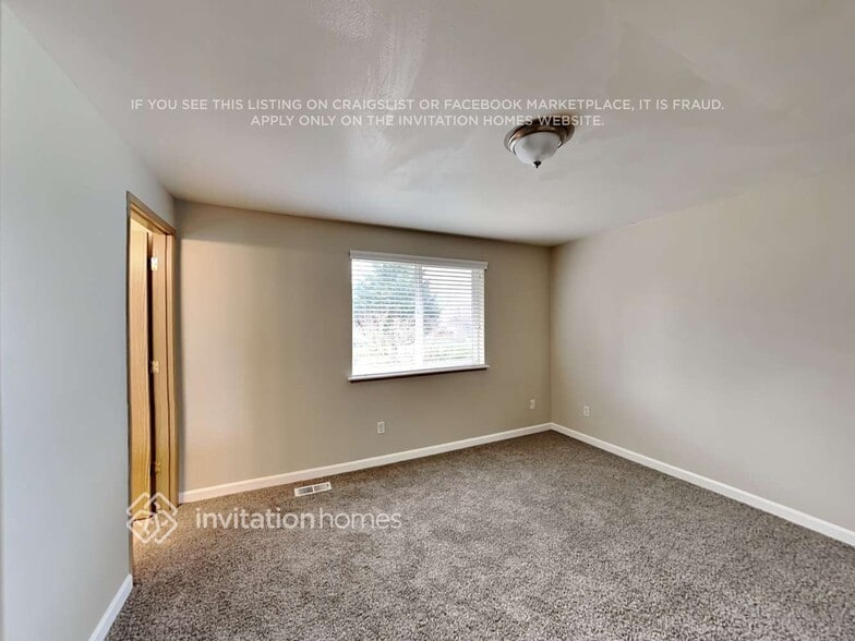 Building Photo - 14015 80th Ave Ct E