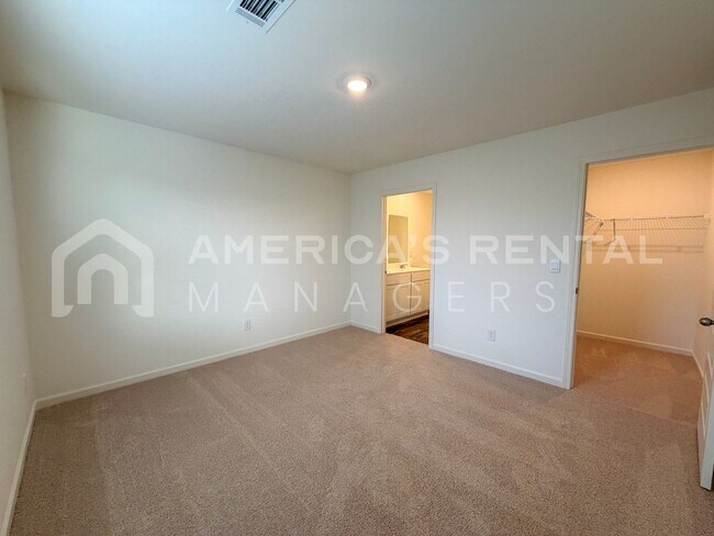 Building Photo - New Construction & Modern Living in Sandy Ridge!