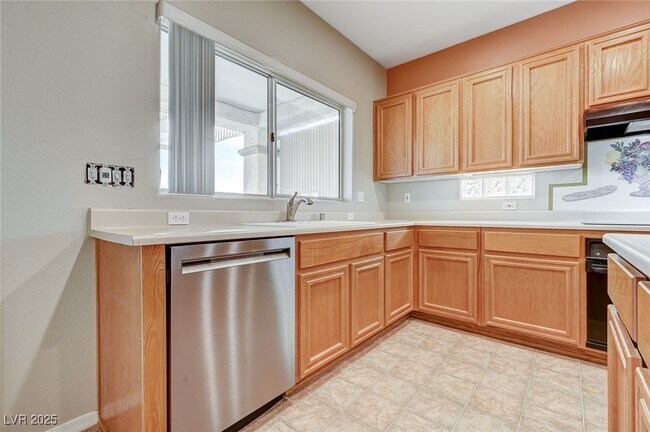 Building Photo - 1771 Sebring Hills Dr