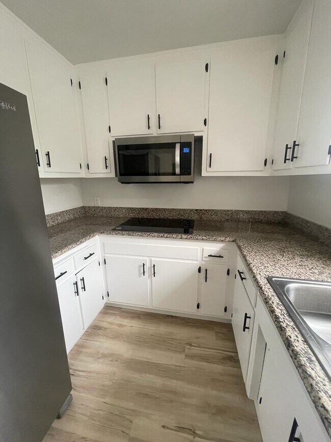 Building Photo - 5000 Coldwater Canyon Ave
