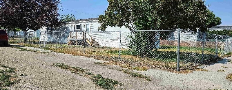 Building Photo - 324 W Front St