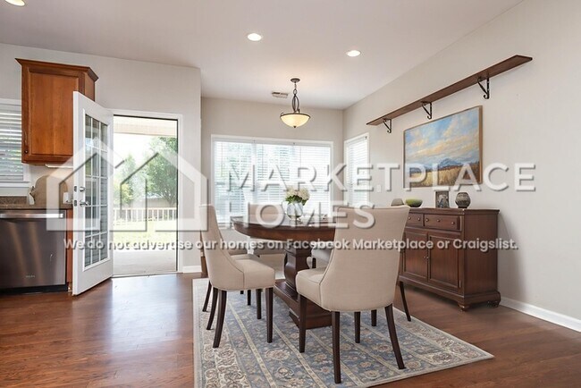Building Photo - 102 Berwick Ct