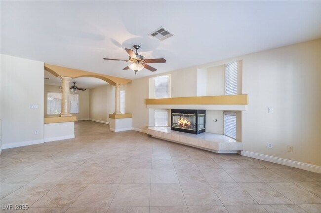 Building Photo - 9796 Raven Wing Canyon Ct