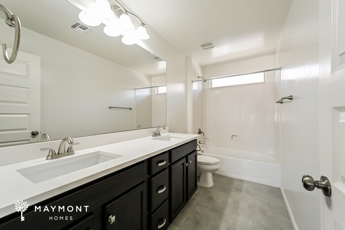 Building Photo - 2530 W Perola Dr