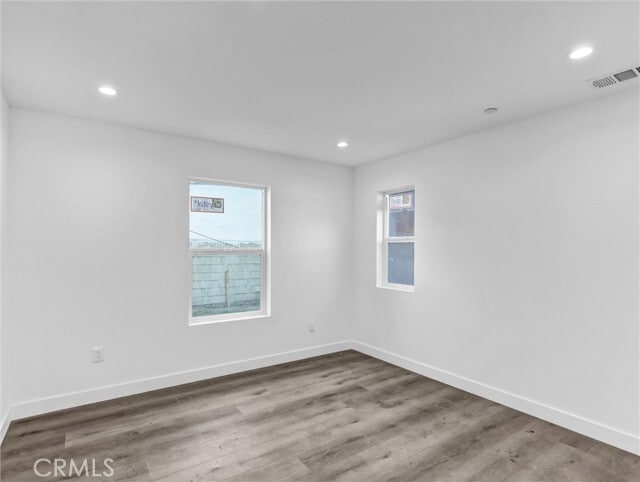 Building Photo - 1231 S Rowan Ave