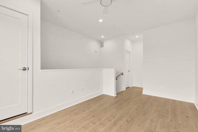 Building Photo - 2608 Olmsted Ct NW