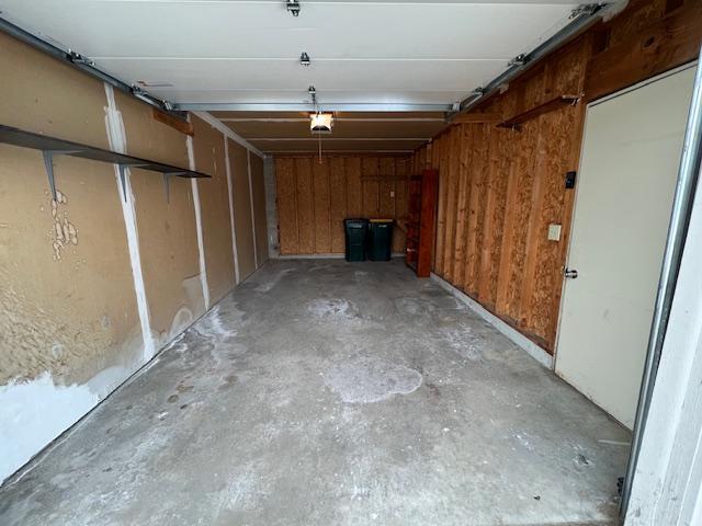 Building Photo - 443 Farnham St