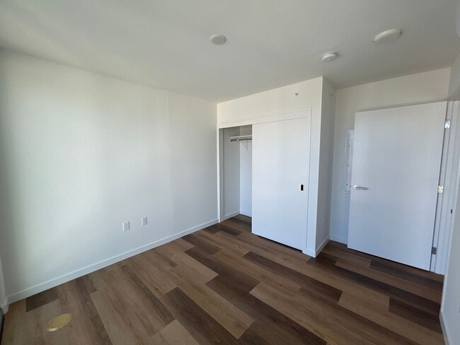 Building Photo - Brand New- 1-bedroom, 1-bath with 1-parking