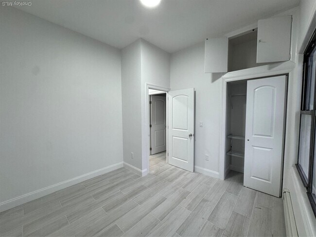 Building Photo - 102-01 Northern Blvd