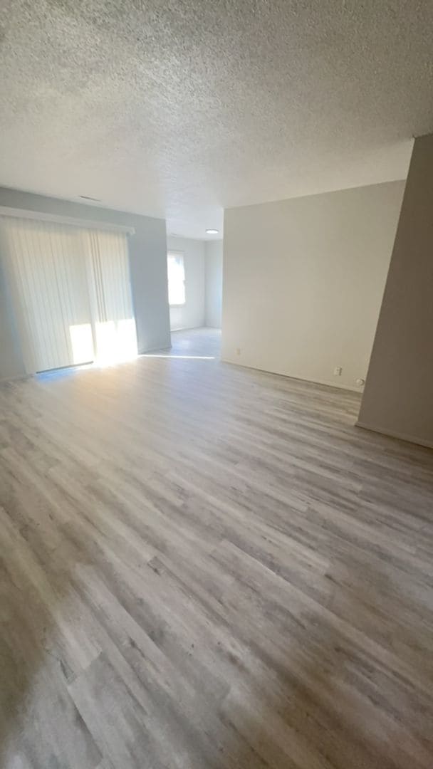 Building Photo - Near Local Restaurants and Shops with Private Screened Porch!