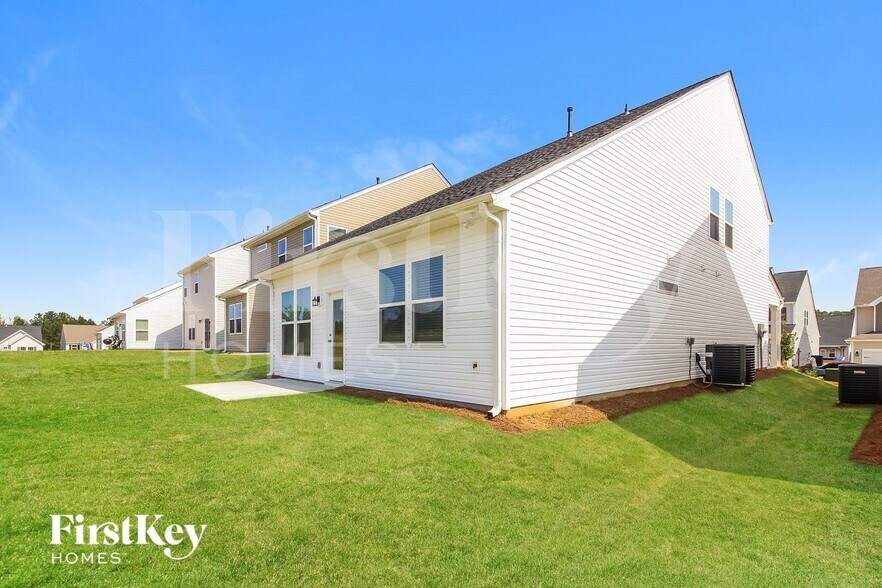 Building Photo - 612 Goldburn Wy