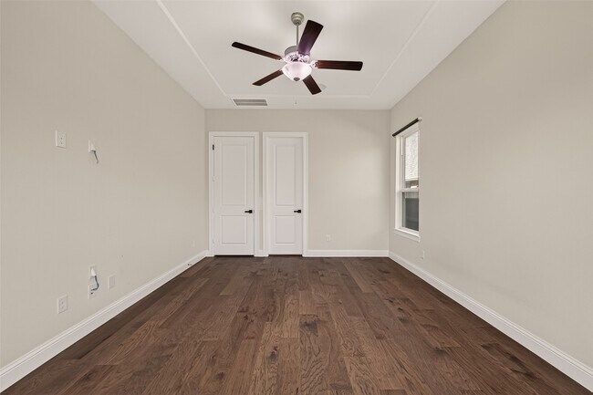 Building Photo - 616 Cape Capri Dr