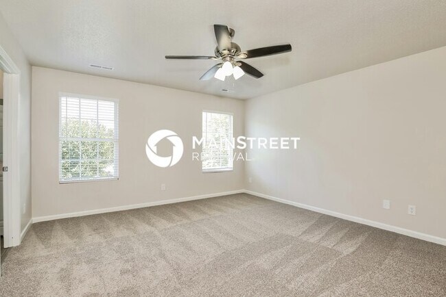 Building Photo - 3 Bedroom Pet-Friendly Home in Greensboro,...