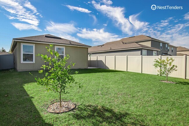 Building Photo - Like New In Nassau Crossing!