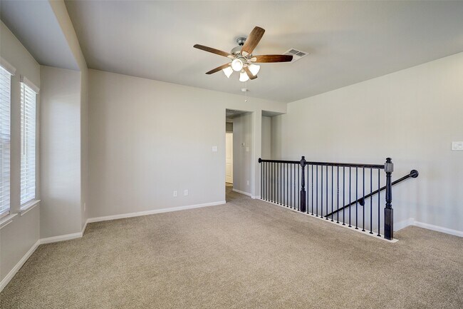 Building Photo - 314 Moonwalk St