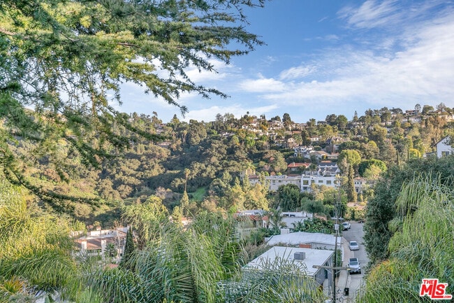 Building Photo - 3476 Troy Dr