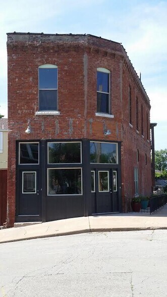 Building Photo - 1038 Missouri Ave