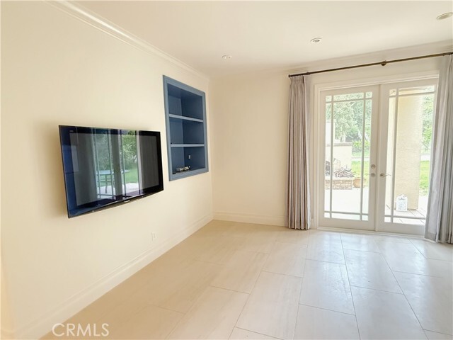 Building Photo - 5 Roadrunner Ct