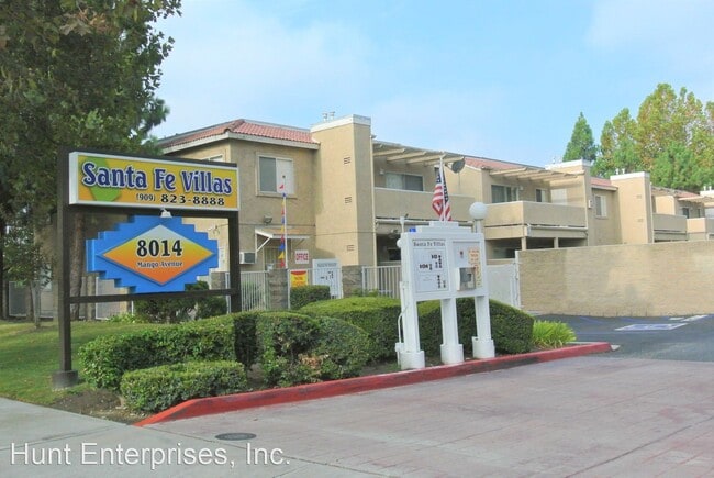 Building Photo - 8014 Mango Ave