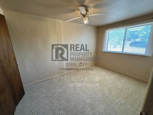 Building Photo - 2401 Overton Rd