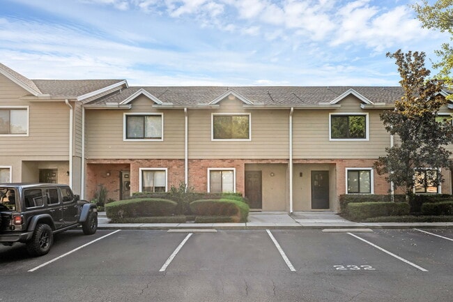 Building Photo - 232 Sandlewood Trail