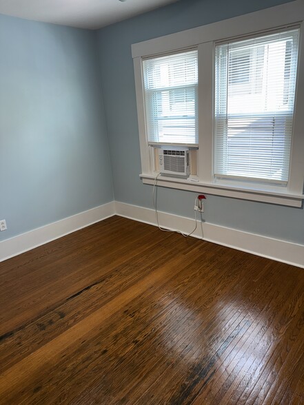 Bedroom 2 - 117 Genesee Park Blvd