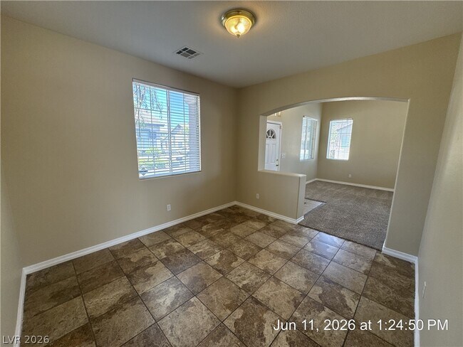 Building Photo - 8465 Adams Valley St
