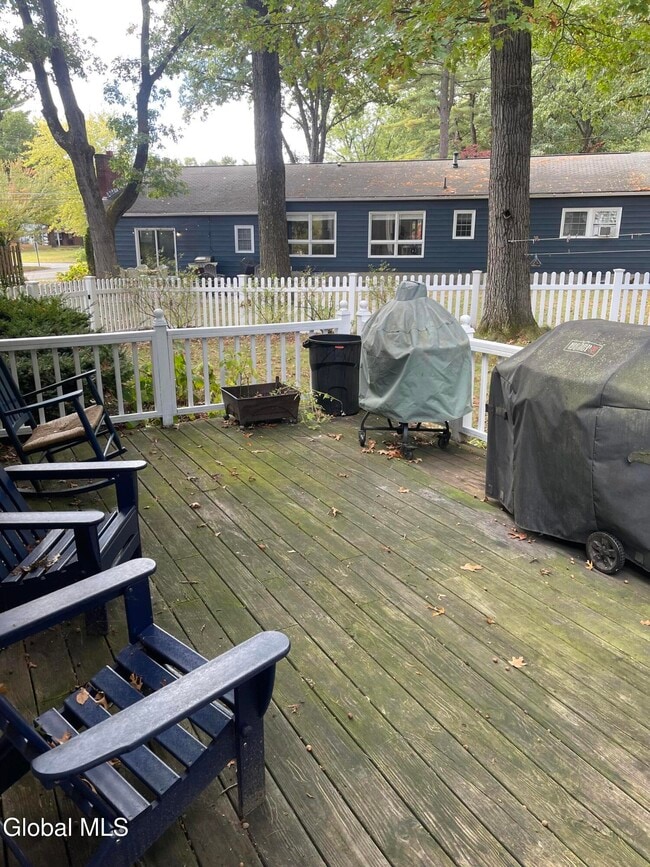 Building Photo - 13 Burning Bush Blvd