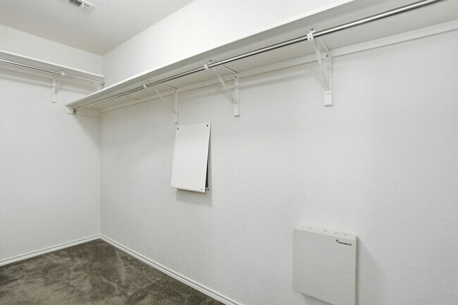 Building Photo - Spacious 4-Bedroom Home with Flexible Floor Plan in Growing West San Antonio