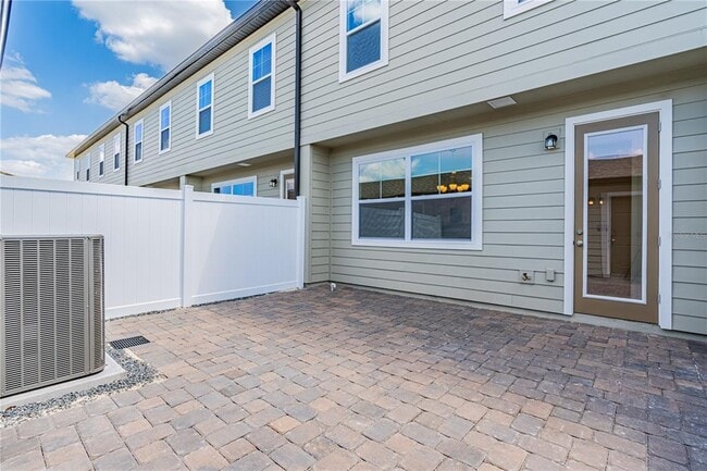 Building Photo - 17344 Sweet Moro Dr