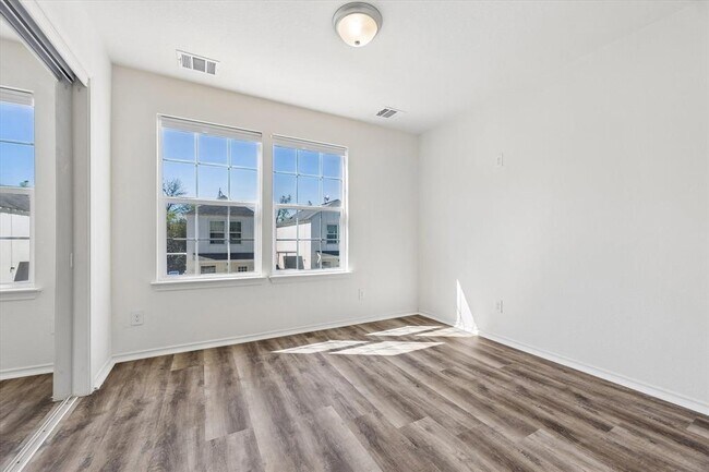 Building Photo - 230 Debus Dr