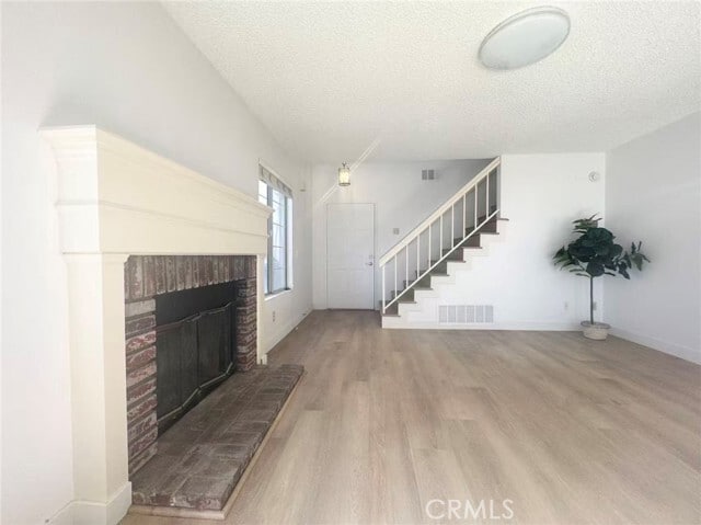 Building Photo - 6589 Salem Ct