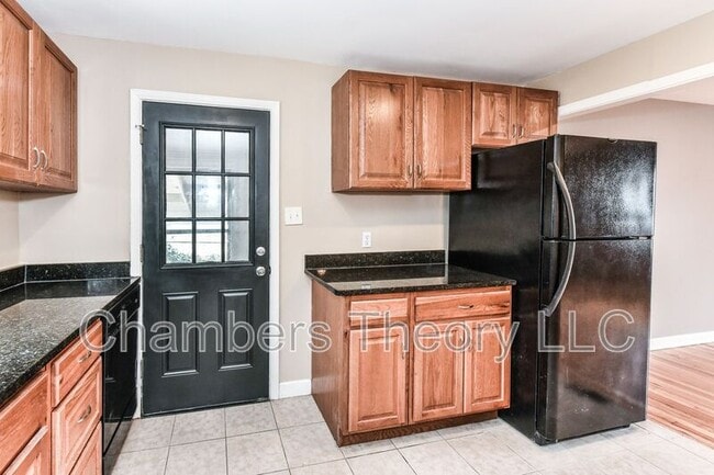 Building Photo - 6607 Berkshire Dr