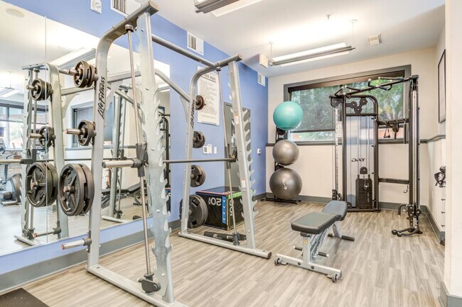 Building Photo - 200 S Peyton St