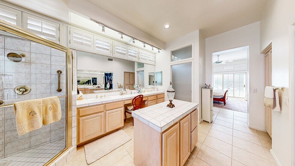Building Photo - 78907 Fountain Hills Dr