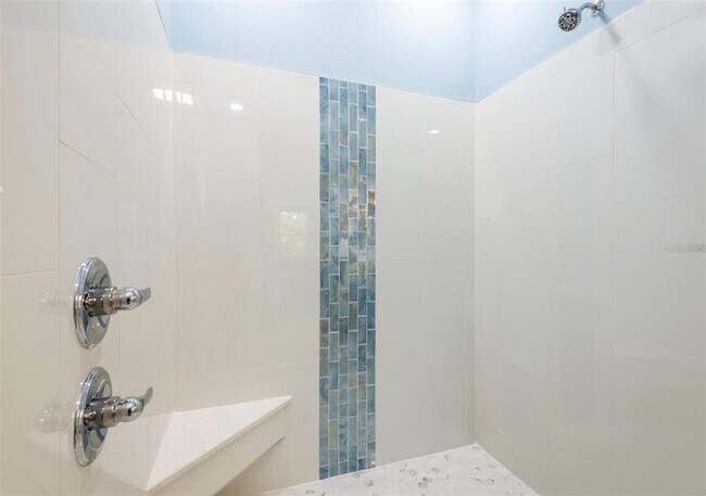 Building Photo - 1918 N Betty Ln