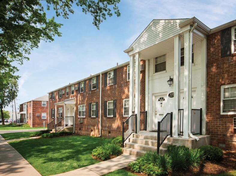 Hackensack Gardens 100 Arcadia Rd Hackensack NJ 07601 Apartment Finder