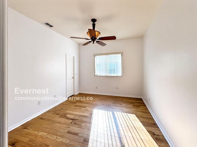 Building Photo - 2307 Twickingham Ct