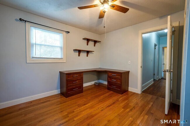 Building Photo - 166 Beaver St