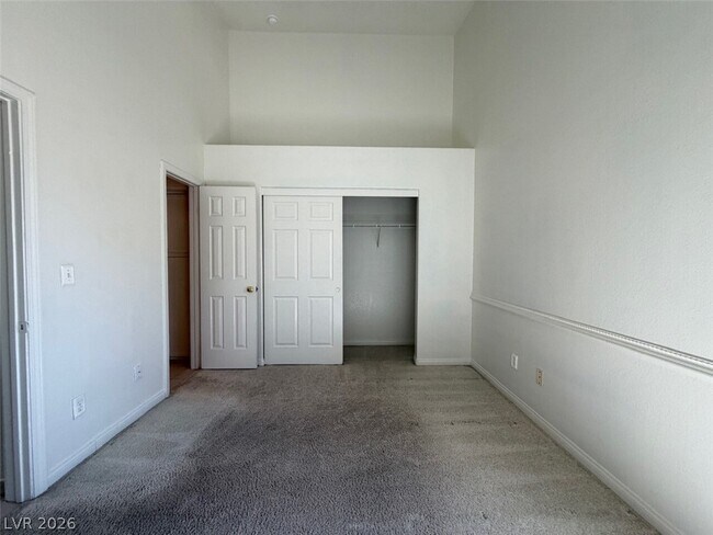 Building Photo - 900 Heavenly Hill Ct