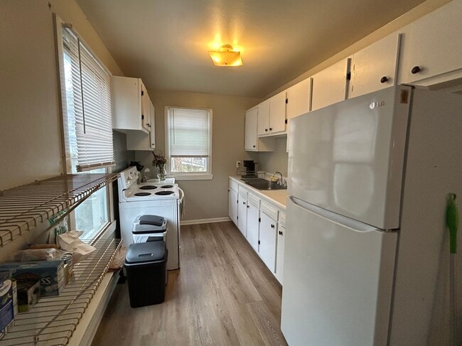 Building Photo - 29 S 7th St